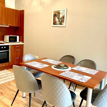 Apartament Seaside With Free Parking